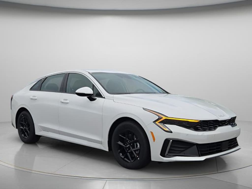 New 2026 Kia K5 LXS Sedan