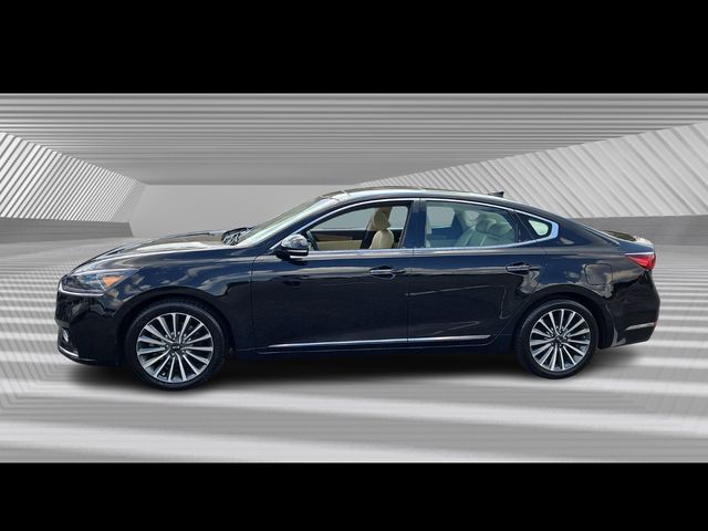 2018 Kia Cadenza Premium photo 2