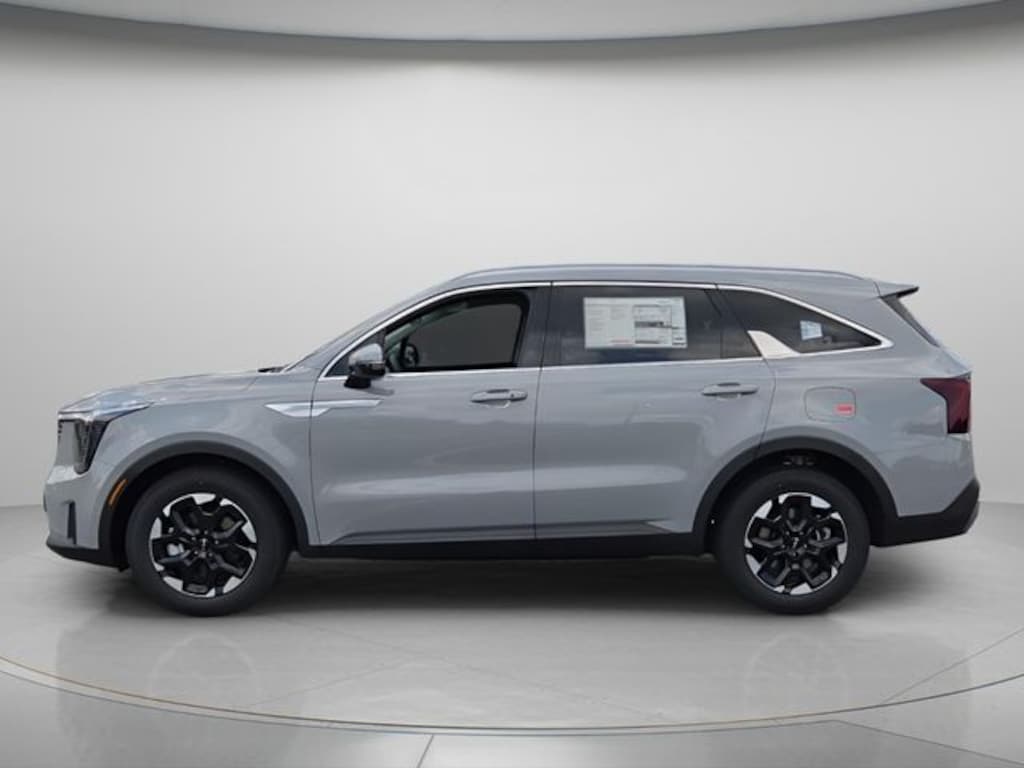 New 2026 Kia Sorento S SUV