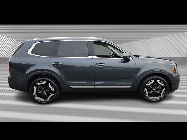 2024 Kia Telluride EX photo 3