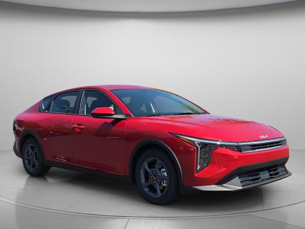 New 2026 Kia K4 LXS Sedan