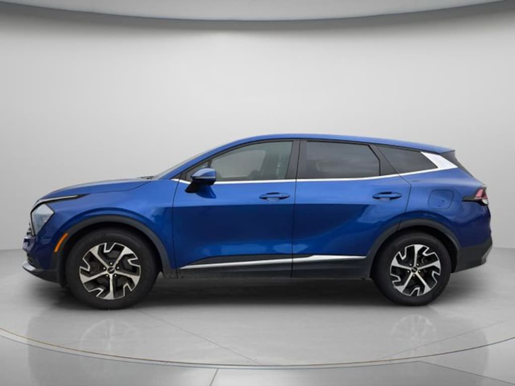 Used 2023 Kia Sportage EX SUV