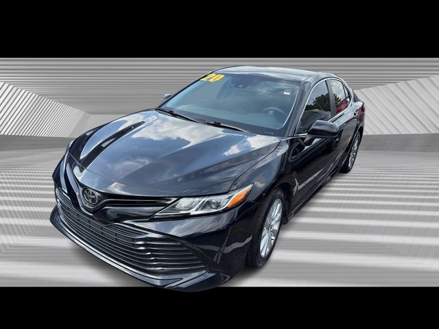 2020 Toyota Camry LE photo 2