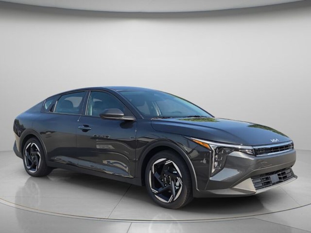 New 2026 Kia K4 EX Sedan