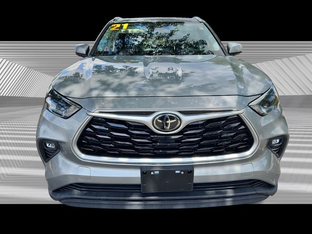2021 Toyota Highlander XLE photo 4