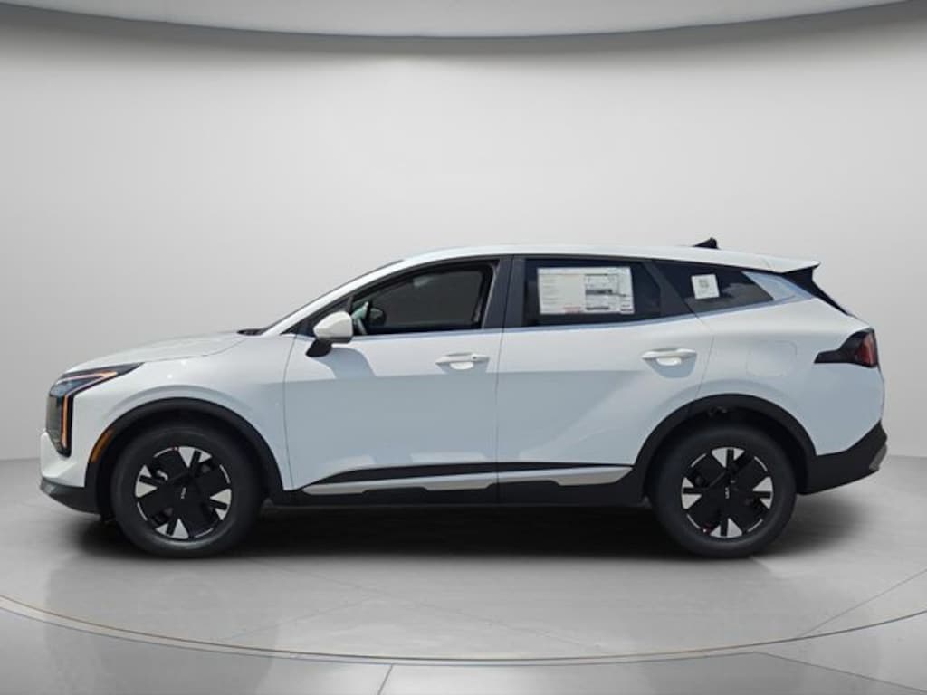 New 2027 Kia Sportage Hybrid LX SUV
