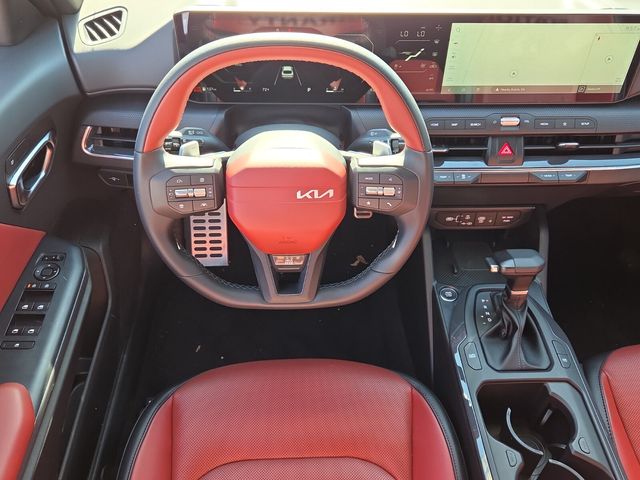 2025 Kia K4 GT-Line Turbo - Photo 9