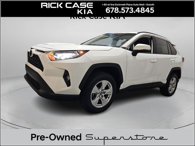 2021 Toyota RAV4 XLE's photo