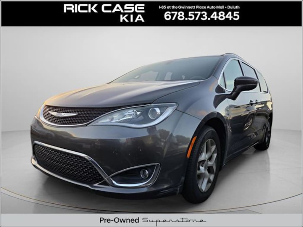 Used 2019 Chrysler Pacifica Touring Plus Minivan/Van