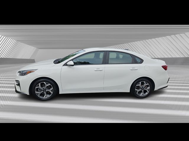 2020 Kia Forte LXS photo 2