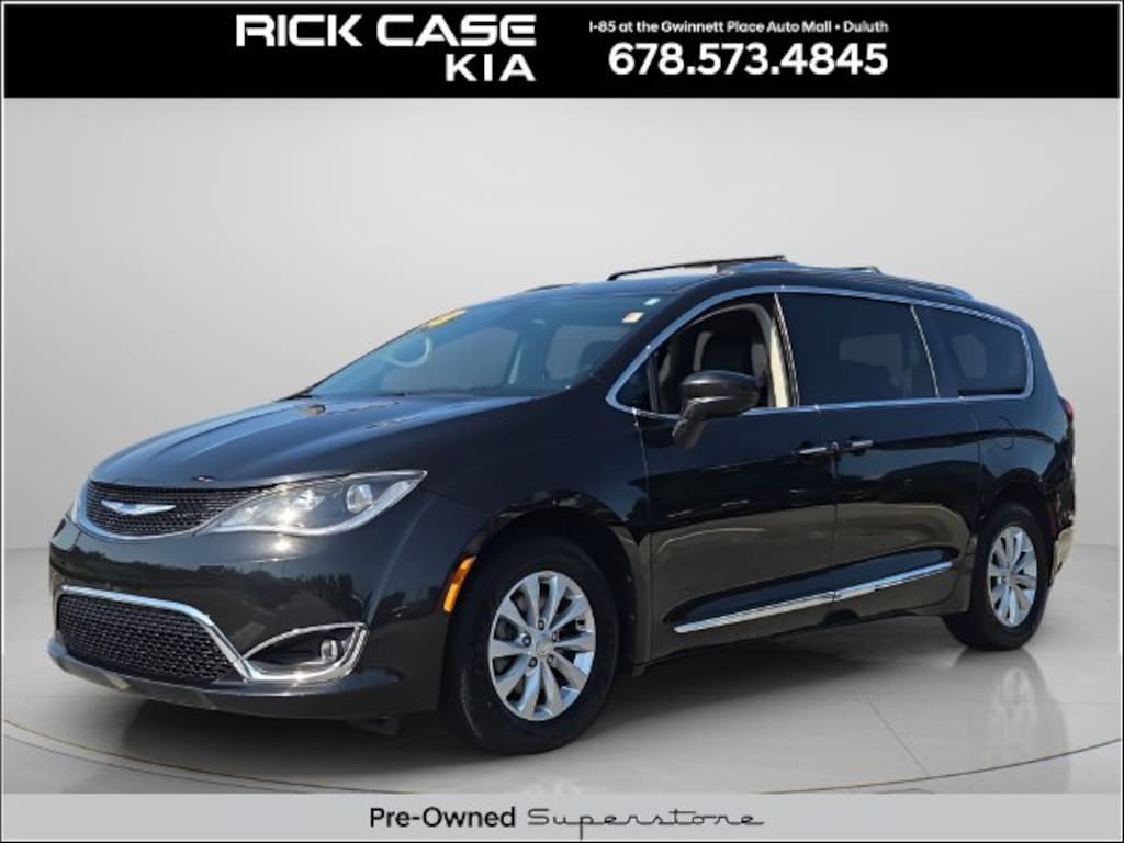 Used 2019 Chrysler Pacifica Touring L Minivan/Van