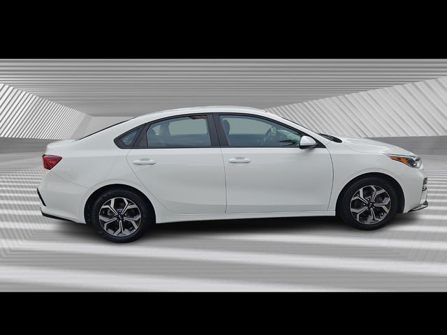 2020 Kia Forte LXS photo 3