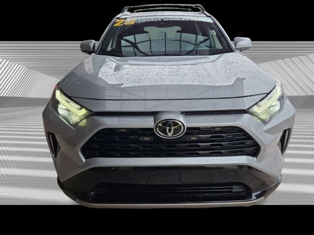 Used 2025 Toyota RAV4 Hybrid SE SUV