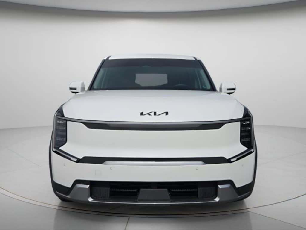 Used 2024 Kia EV9 Light Long Range SUV
