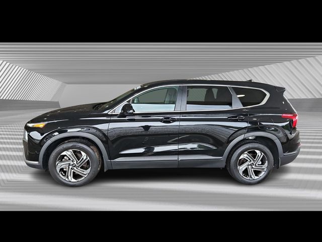 2022 Hyundai Santa Fe SE photo 2