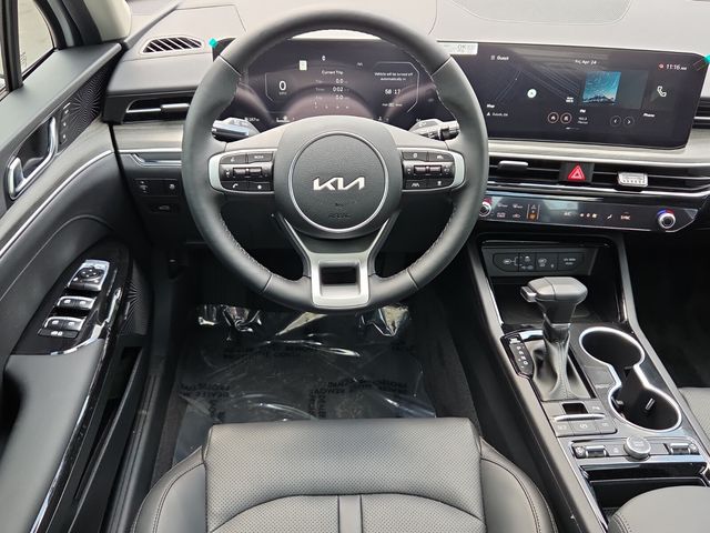 2026 Kia K5 EX - Photo 8