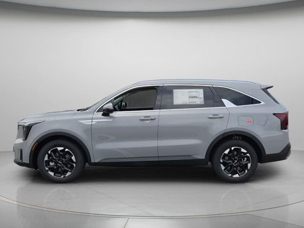 New 2026 Kia Sorento S SUV