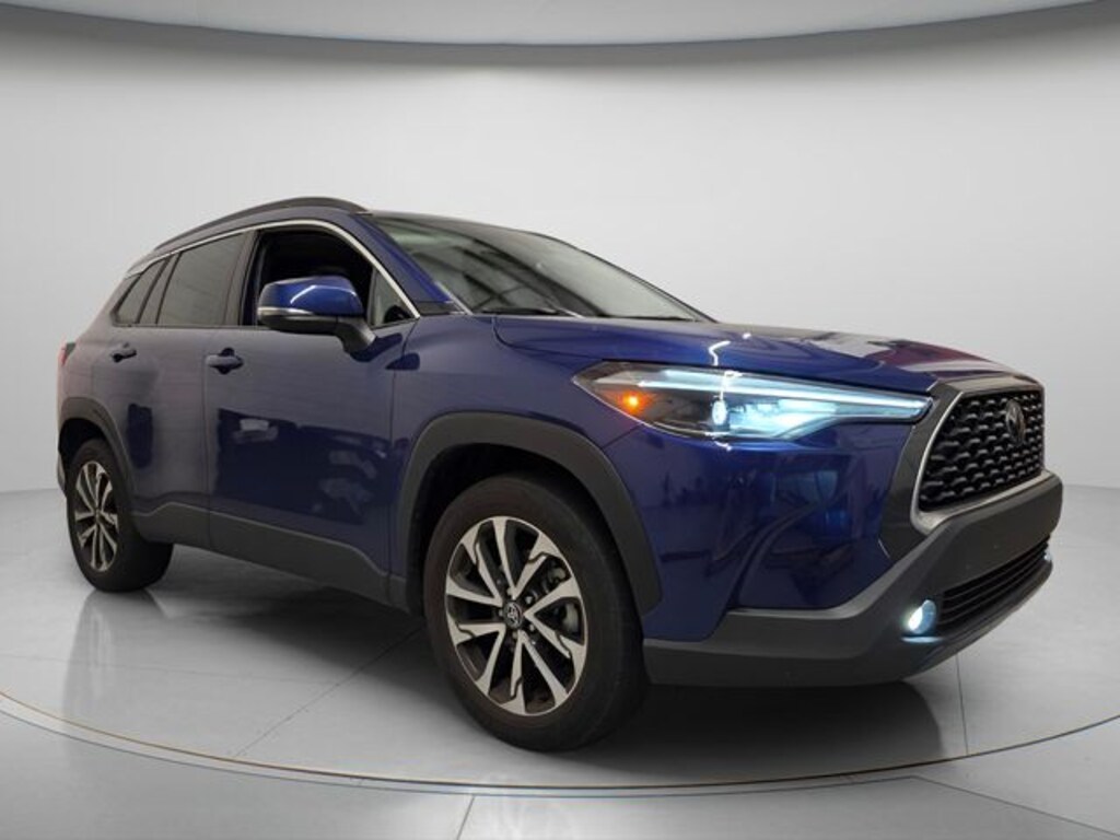 Used 2022 Toyota Corolla Cross XLE SUV