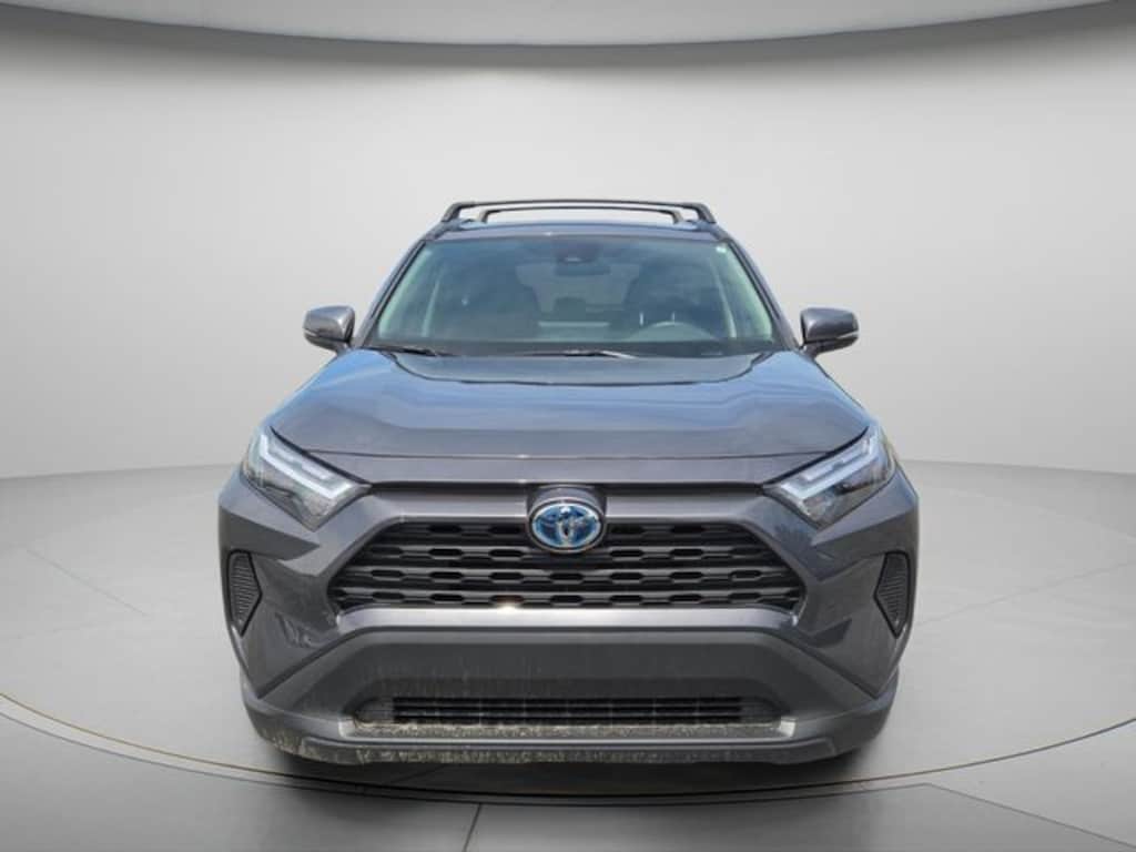 Used 2022 Toyota RAV4 Hybrid XLE SUV