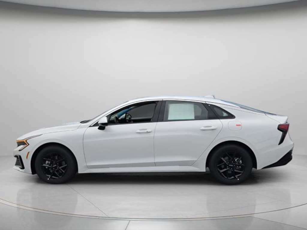 New 2026 Kia K5 LXS Sedan