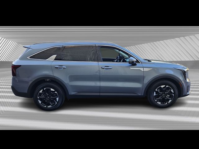 2025 Kia Sorento S photo 3