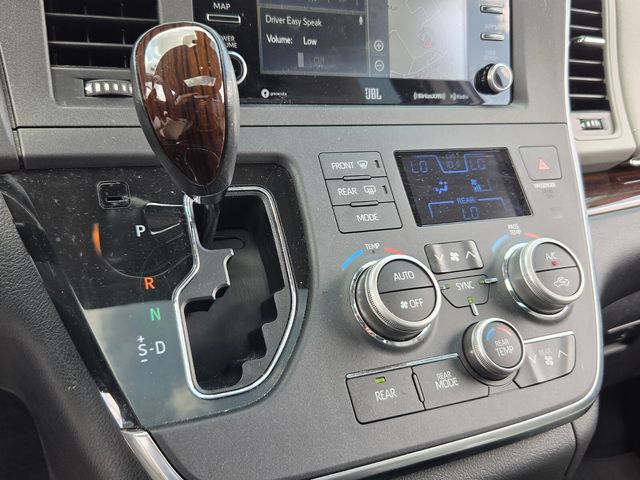 2019 Toyota Sienna 21