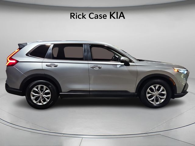 2025 Honda CR-V LX photo 3