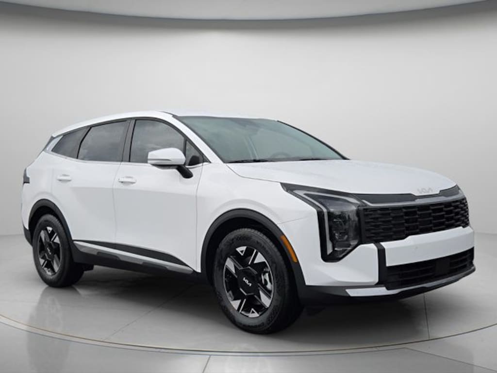 New 2026 Kia Sportage LX SUV
