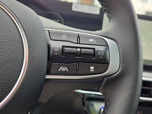 2026 Kia K5 EX - Photo 12