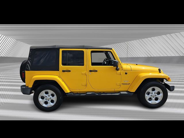 2015 Jeep Wrangler Unlimited Sahara photo 2