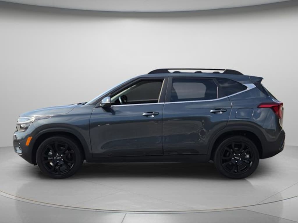 Used 2024 Kia Seltos X-Line SUV