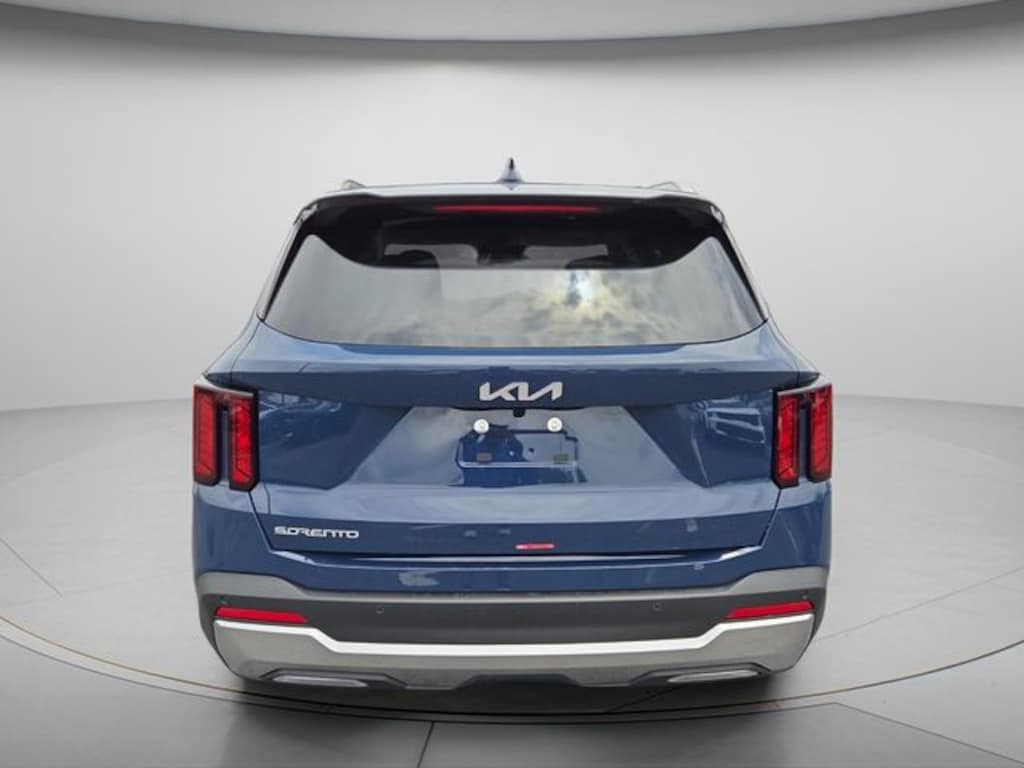 New 2026 Kia Sorento S SUV