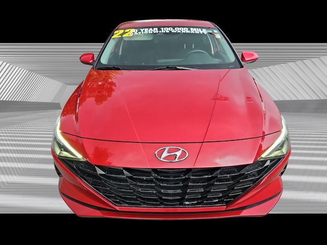2022 Hyundai Elantra SEL photo 4