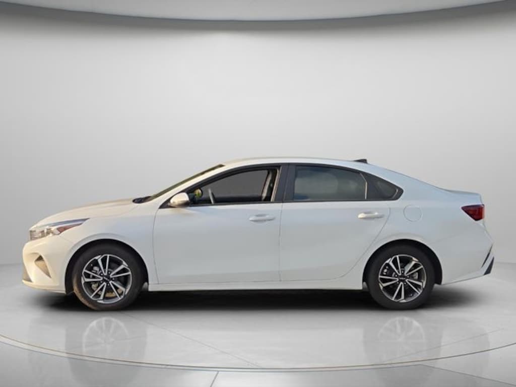 Used 2023 Kia Forte LXS Sedan