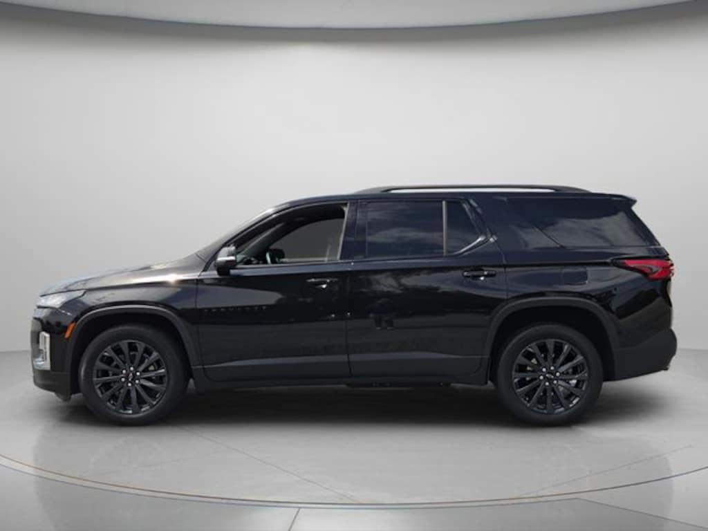 Used 2023 Chevrolet Traverse RS SUV