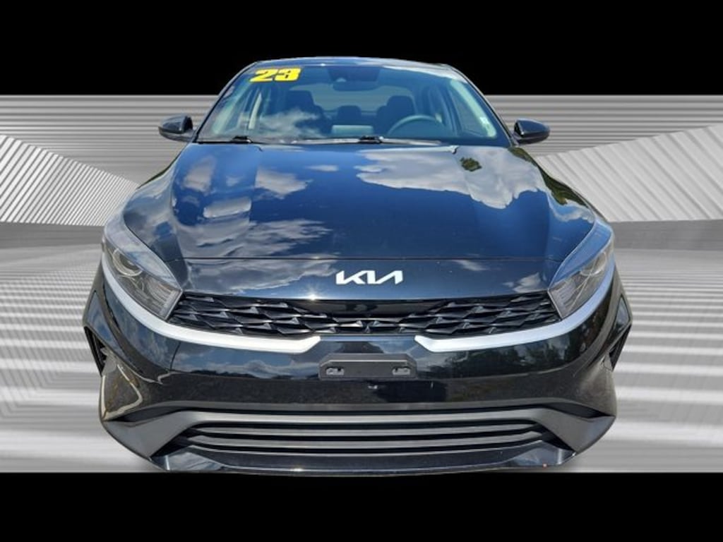 Used 2023 Kia Forte LXS Sedan