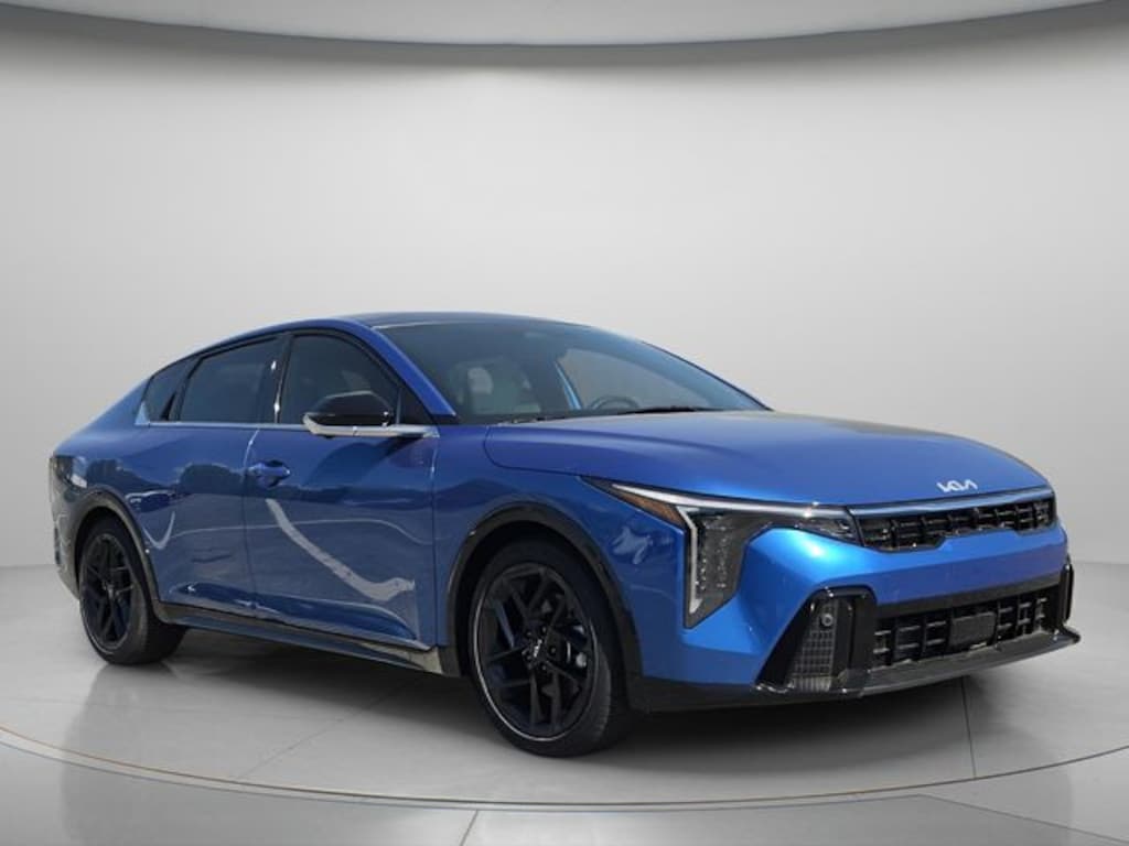 New 2025 Kia K4 GT-Line Turbo Sedan