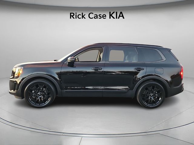 2022 Kia Telluride EX photo 2