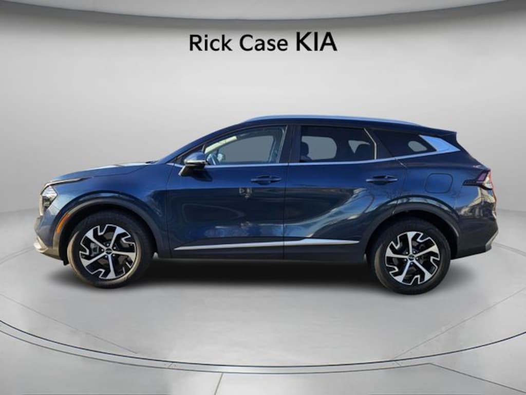Used 2023 Kia Sportage Hybrid EX SUV