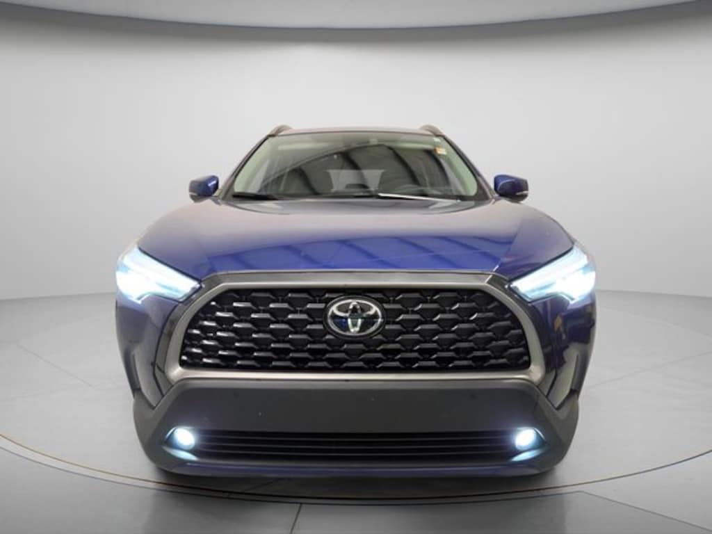 Used 2022 Toyota Corolla Cross XLE SUV