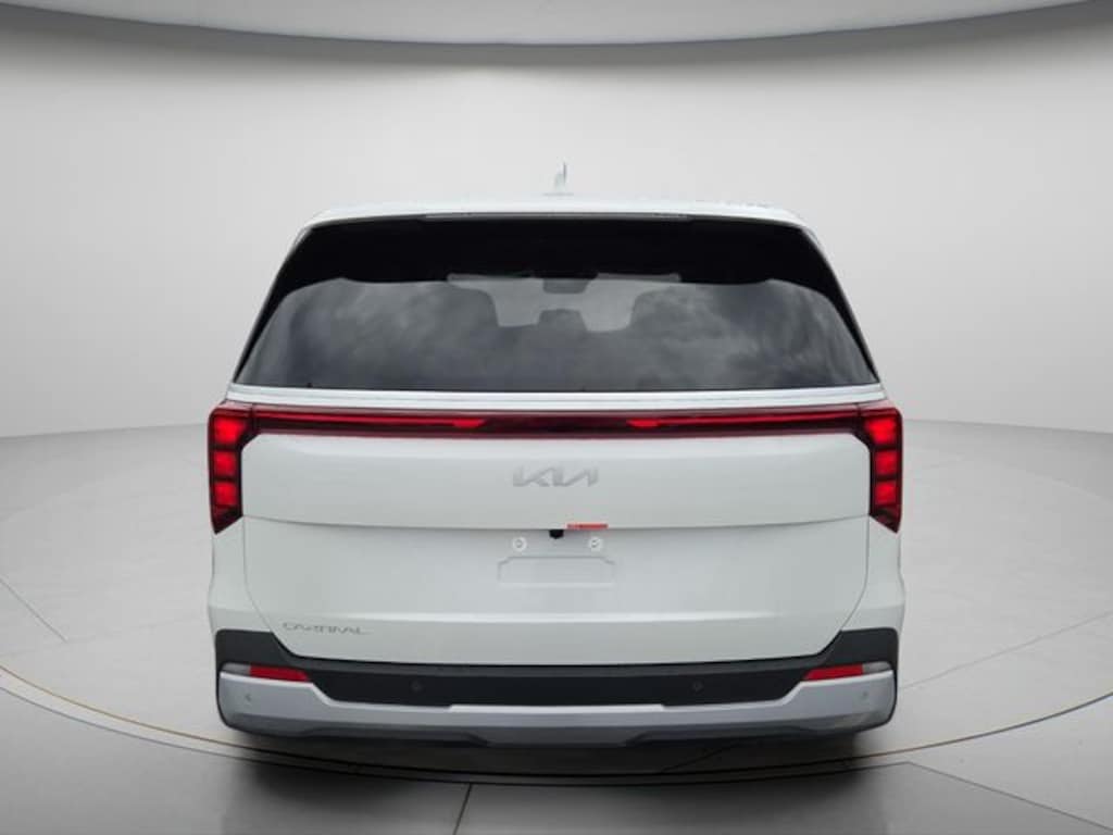 New 2026 Kia Carnival LXS Minivan/Van