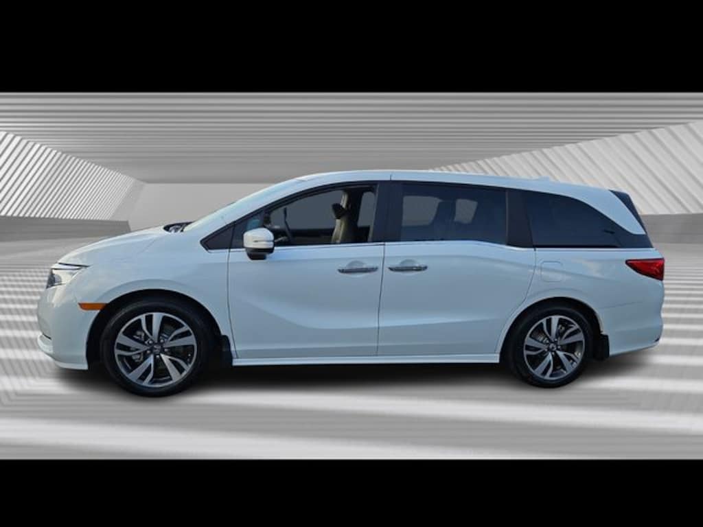 Used 2022 Honda Odyssey Touring Minivan/Van