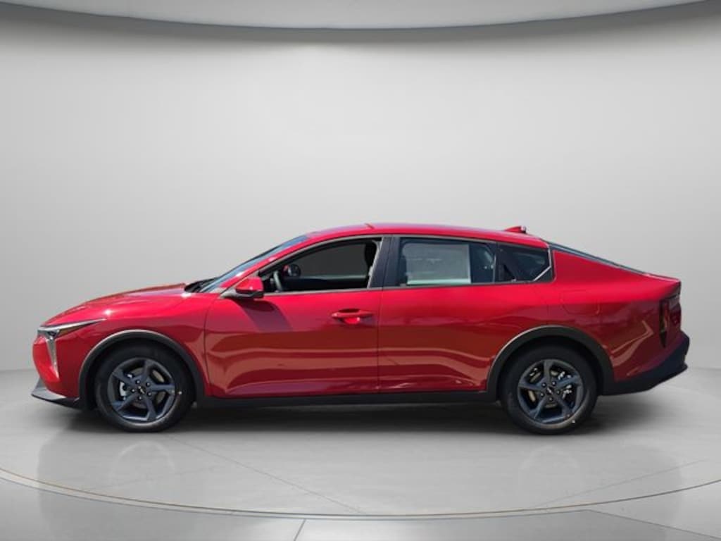 New 2026 Kia K4 LXS Sedan