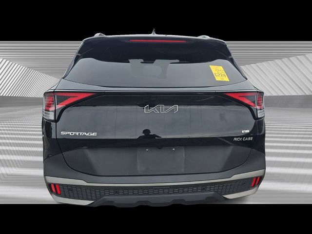 2023 Kia Sportage X-Line photo 3