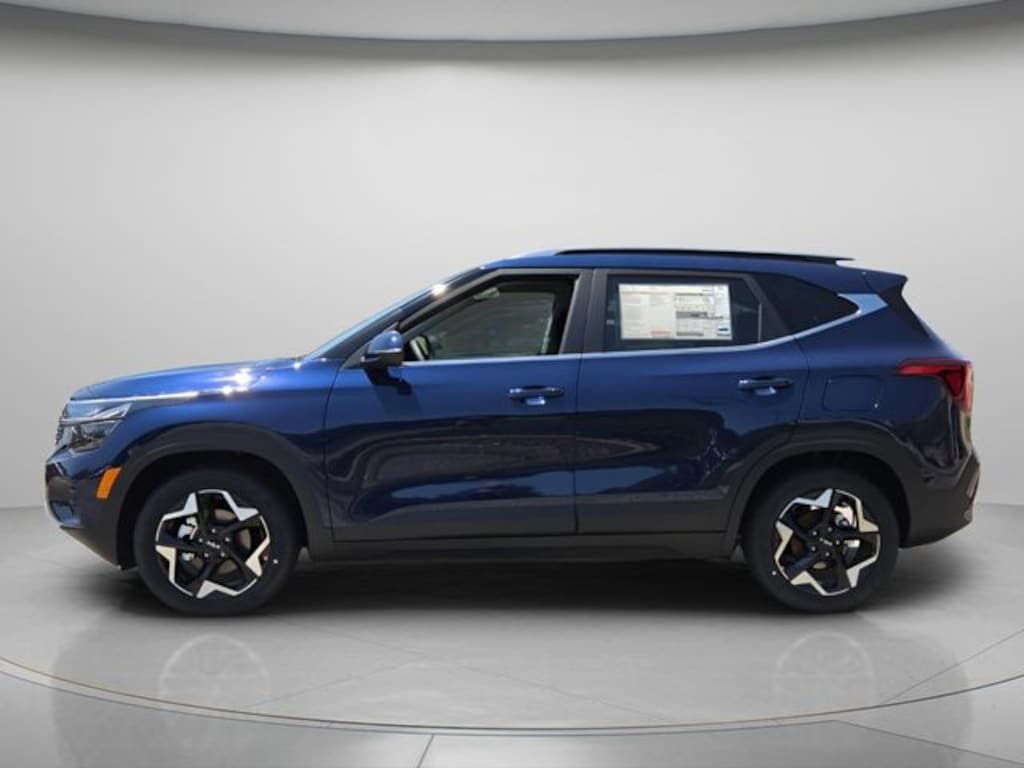 New 2026 Kia Seltos EX SUV