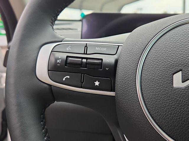 2026 Kia K5 EX - Photo 11