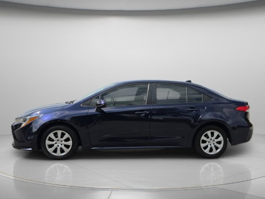 Used 2024 Toyota Corolla LE Sedan