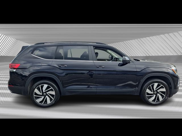 2024 Volkswagen Atlas SE Technology photo 3