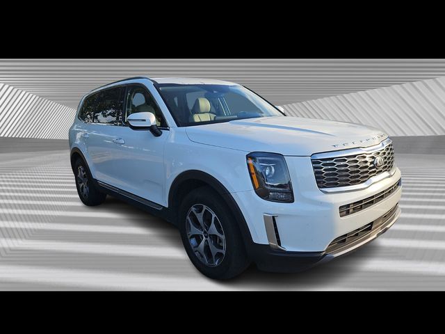 2020 Kia Telluride EX photo 2