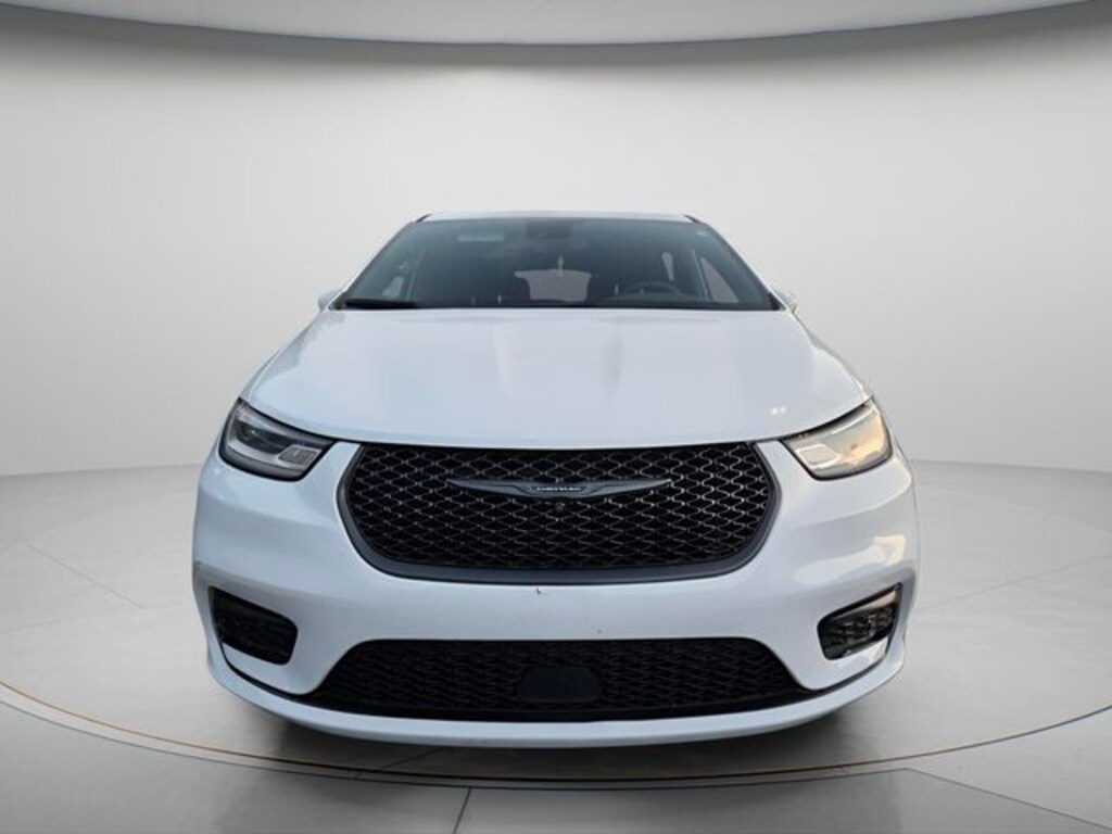 Used 2022 Chrysler Pacifica Hybrid Limited Minivan/Van